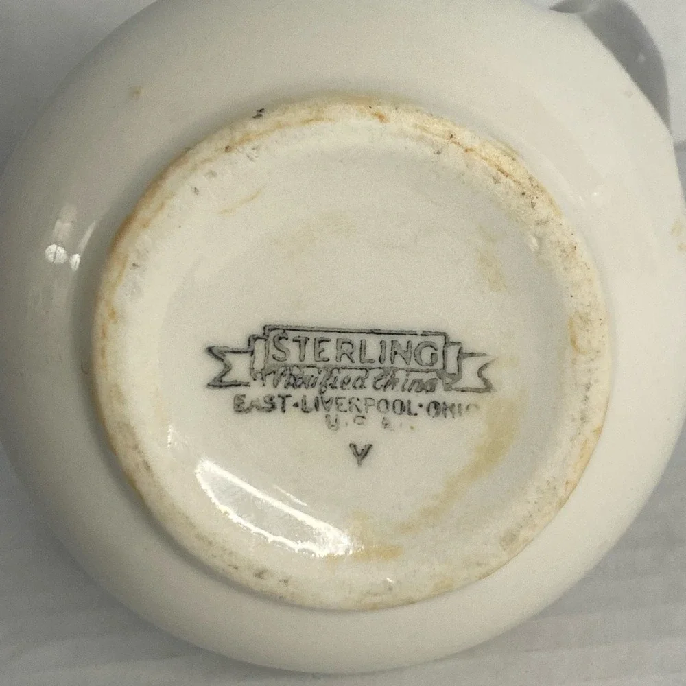 Sterling China Creamer Cream Pitcher Restaurant Gray Red Liverpool Ohio USA